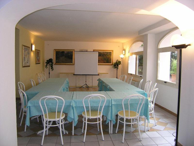 Elba Hotel Rosignano Solvay Buitenkant foto