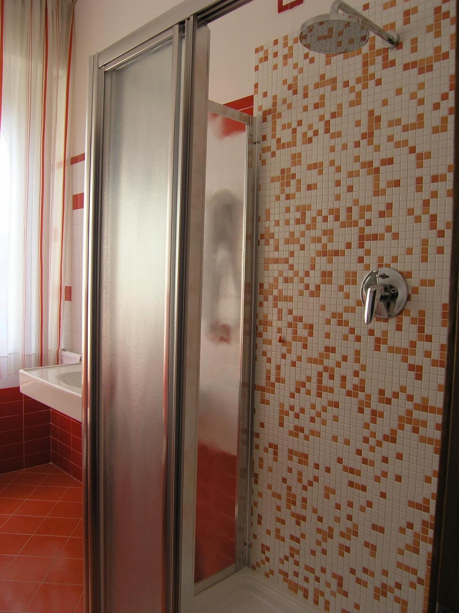 Elba Hotel Rosignano Solvay Buitenkant foto